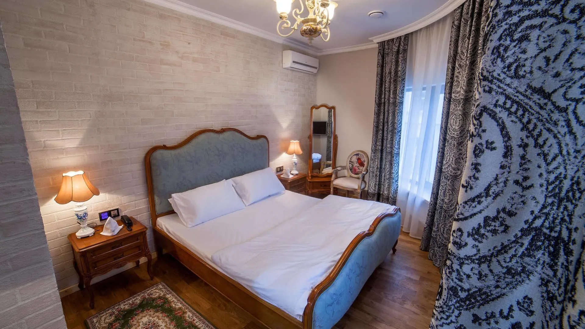 מוסקבה Vremena Goda Hotel 4*,  רוסיה